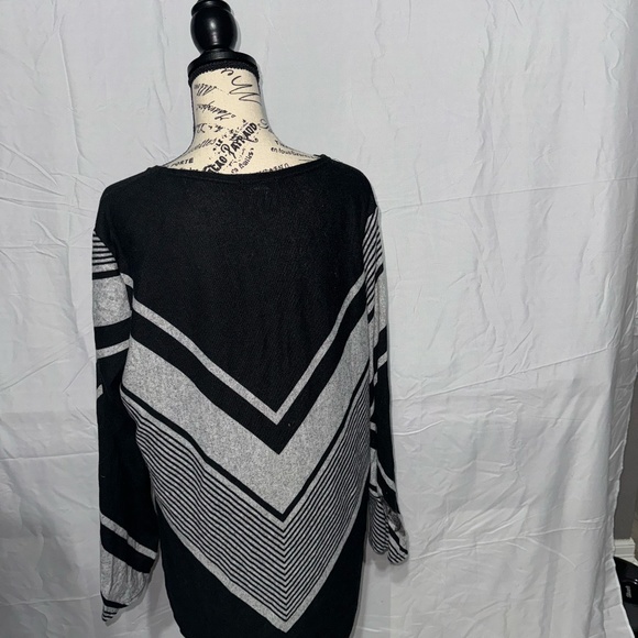 Long Sleeve Blouse - Picture 1 of 4